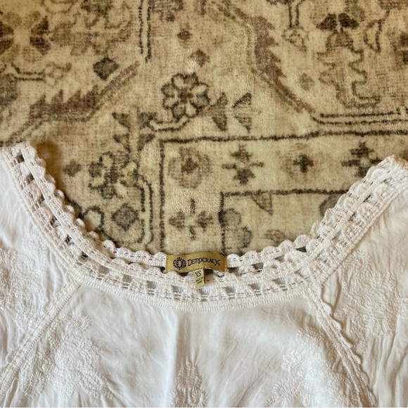 Boho Cold Shoulder White Lace Detail Blouse - Picture 4 of 12